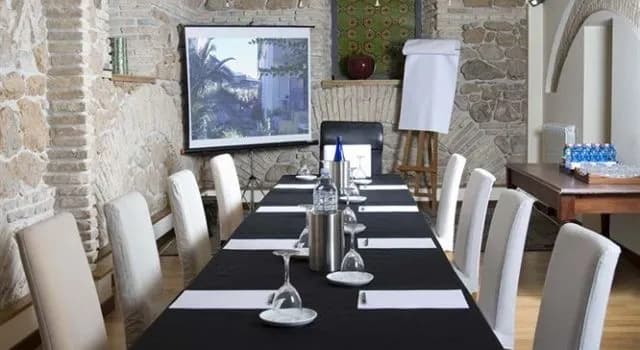Palm Gallery Hotel - photo 25