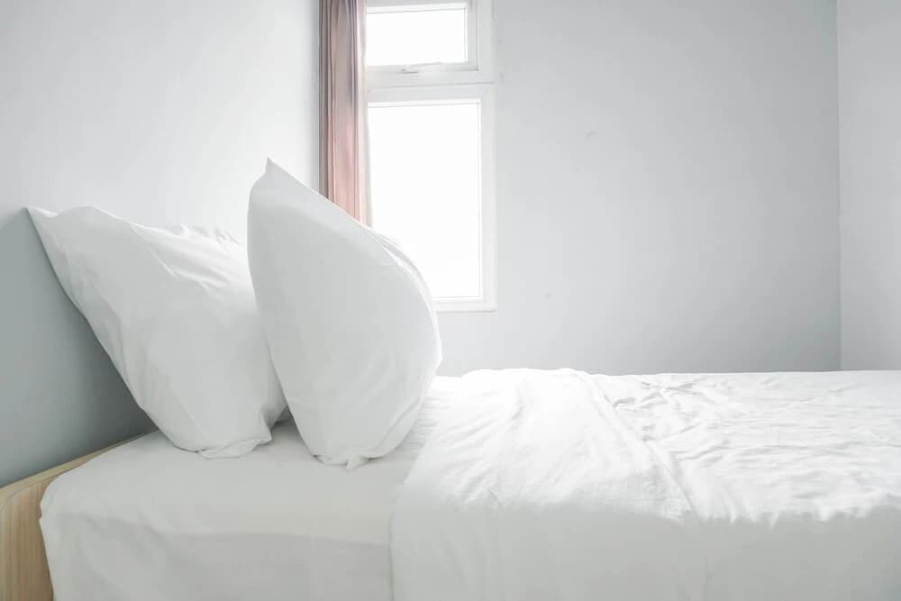 Nice And Cozy Living 2Br At Green Pramuka City Apartment - photo 3