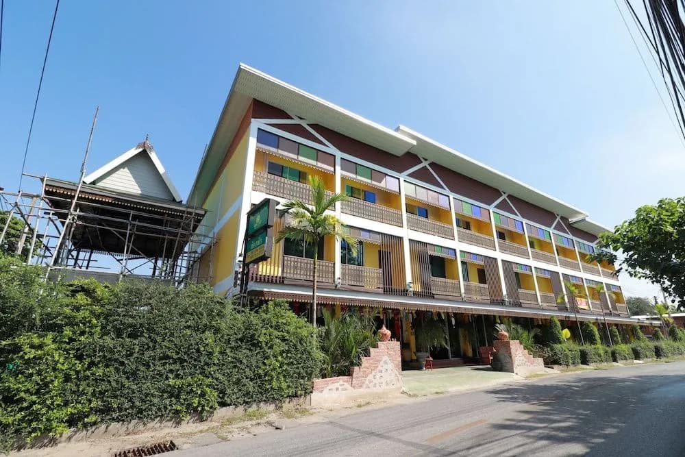 Faikham Hostel - photo 1