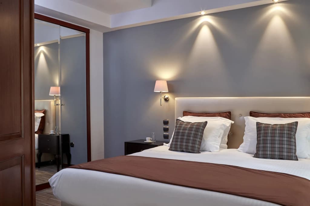 AVA Hotel & Suites - photo 6