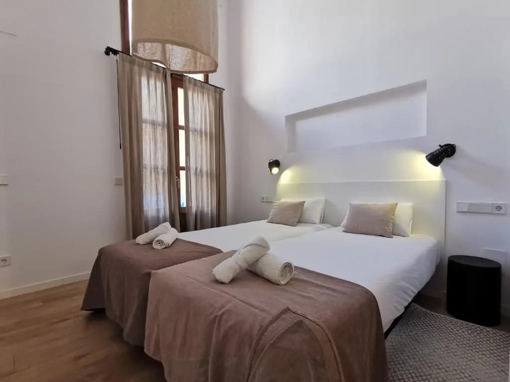 Classbedroom Port Ramblas - photo 2