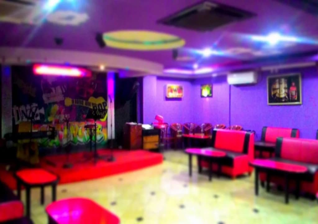 Mega Matra Hotel - photo 14