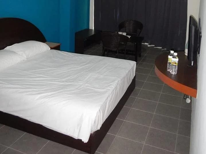 Hotel Lagenda - photo 1