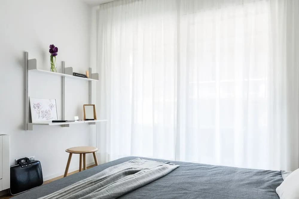 JOIVY Stylish 1-Bedroom Flat - photo 13