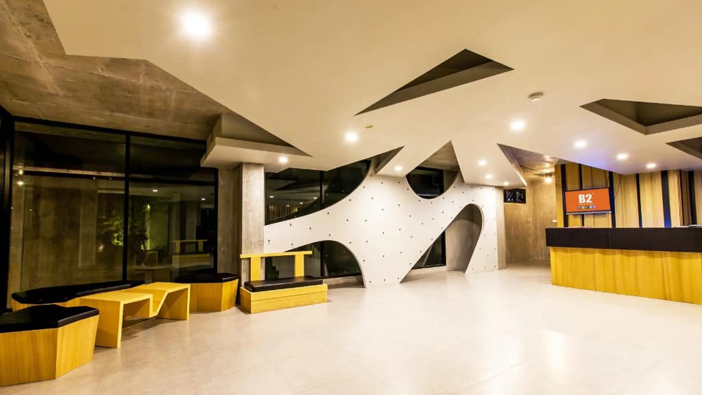 B2 Phuket Boutique & Budget Hotel - photo 2