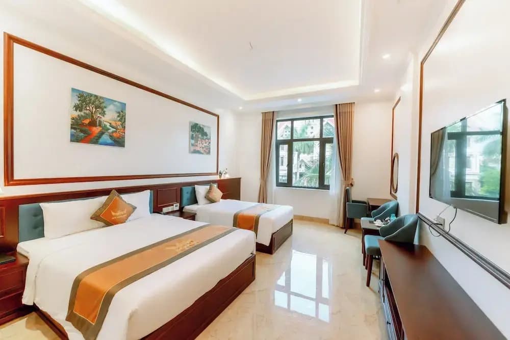 New Ha Long Hotel - photo 6