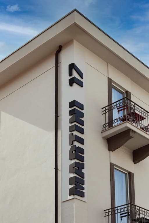 Boutique Hotel Martini 17 - photo 1