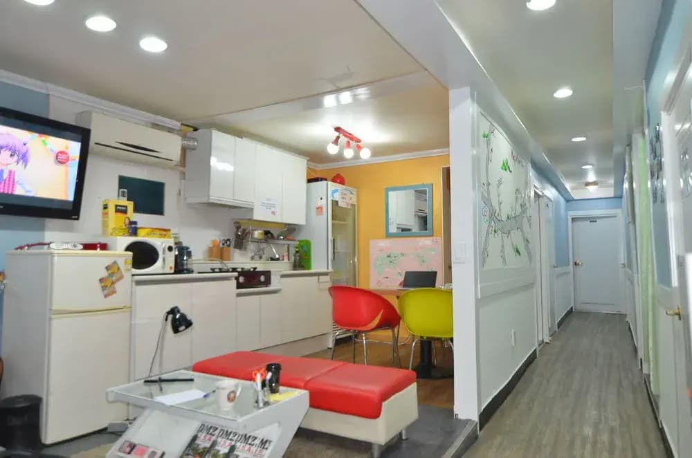 Yakorea Hostel Itaewon - photo 11