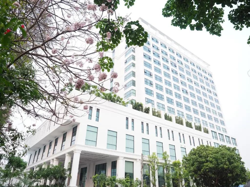 Empress Premier Hotel - photo 40