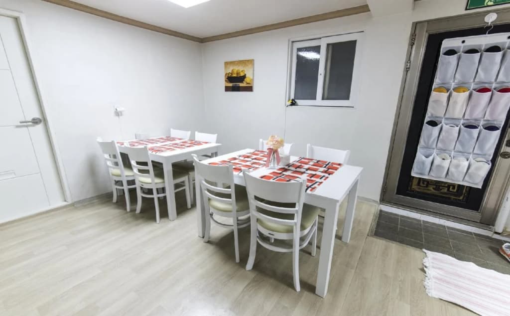 10 Guesthouse - Hostel - photo 18