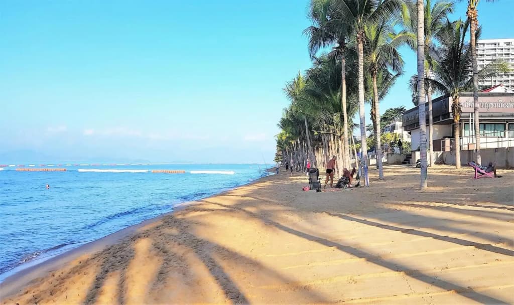 Jomtien Beach Condominium - photo 17
