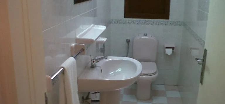 One to One Hotel & Resort Ain Al Faida - photo 7