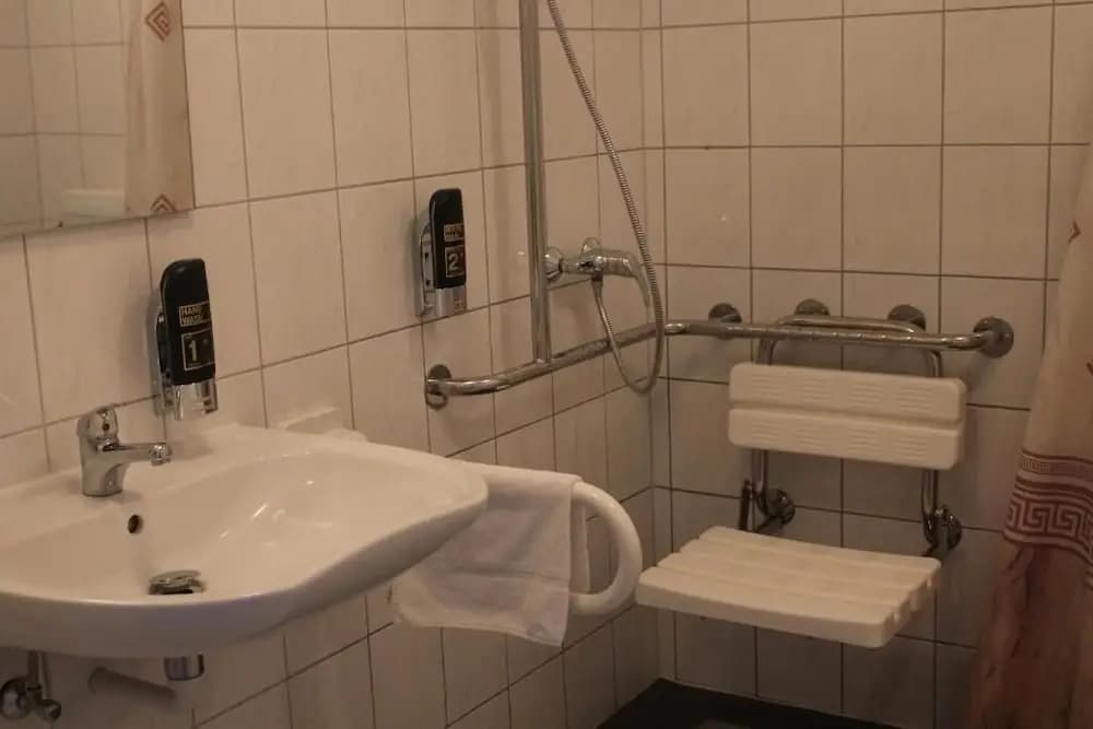 Hotel Potsdamer Hof - photo 8