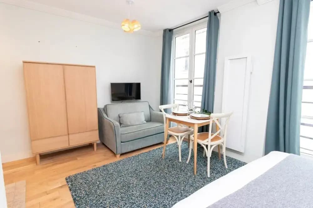 Superb and New Studio in the Center of Paris - photo 7