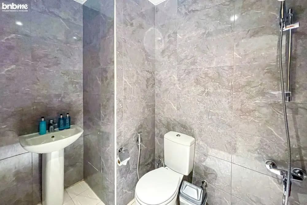 3B-Amna Tower-4801 by bnbme homes - photo 9