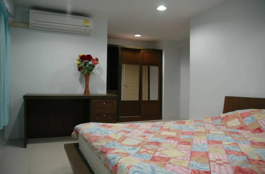 Suvarnabhumi Apartment - photo 5