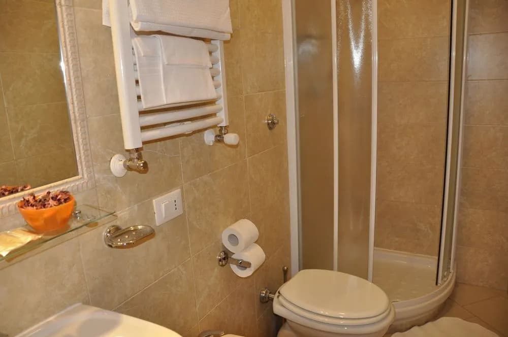 Tiffany Roma Suite - photo 18