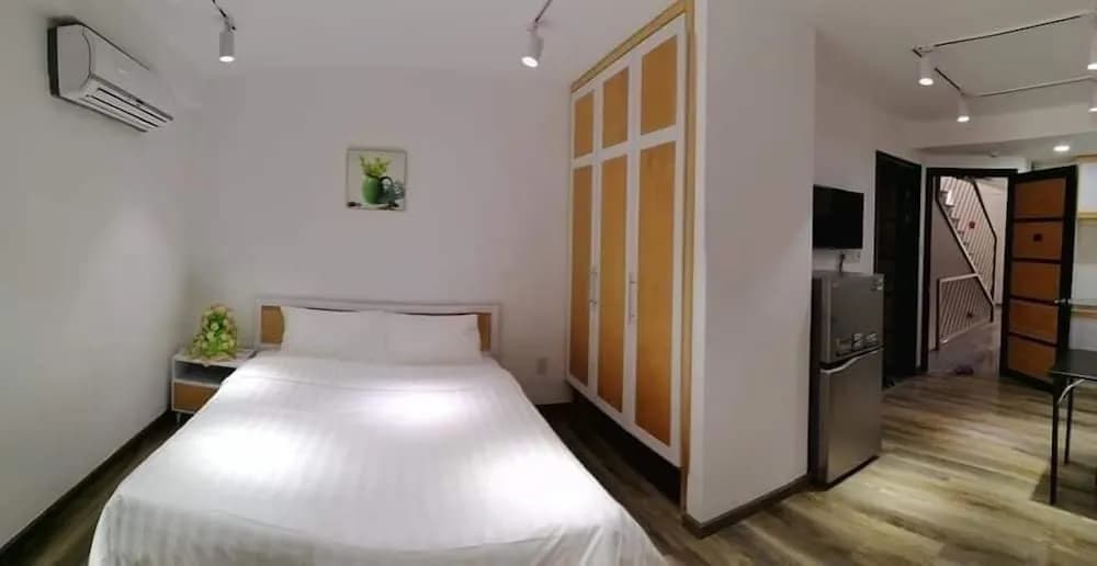 Florence Apartment - photo 3