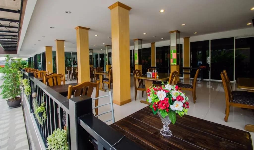 TH Beach Hotel - photo 28