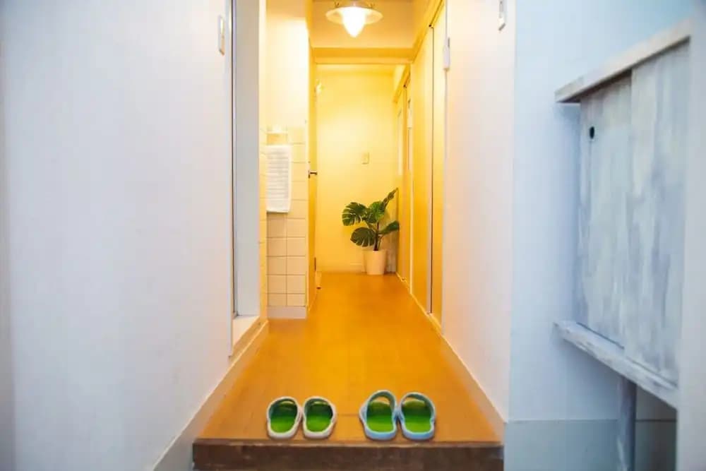 Shinsaibashi Beach House - photo 2