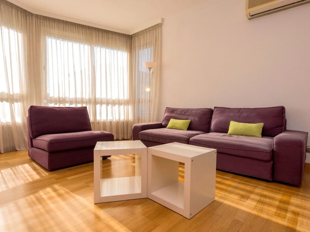 Sants-Les Corts Galileu - photo 3