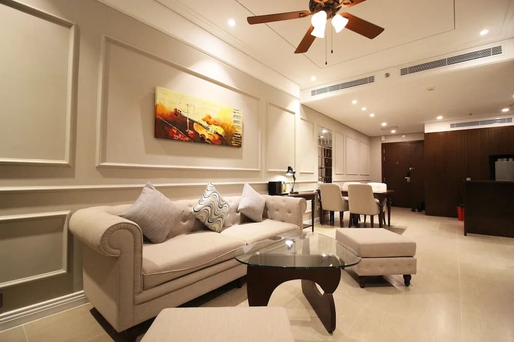 Neo Classic Condo - photo 12