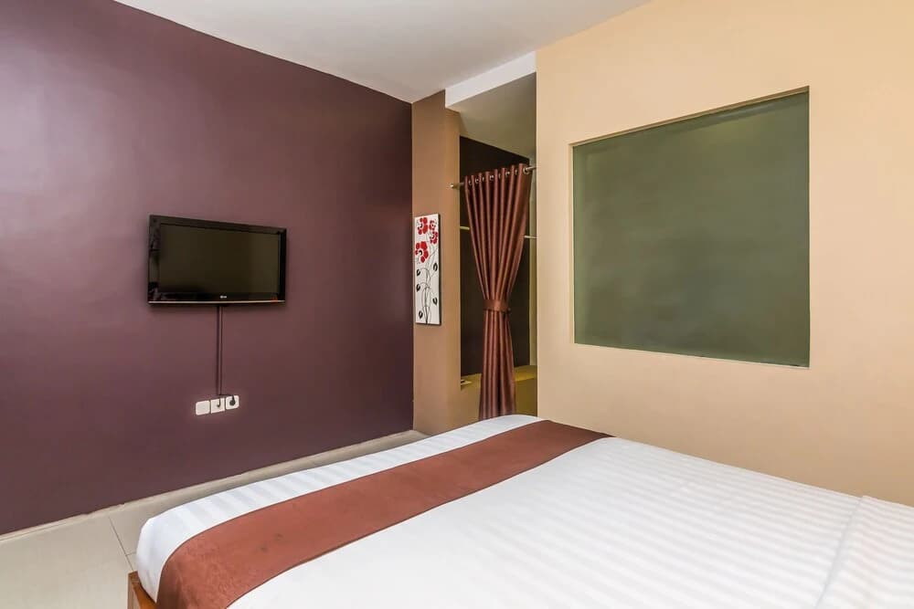 KOI Hotel & Residence by ZEN Rooms - main photo