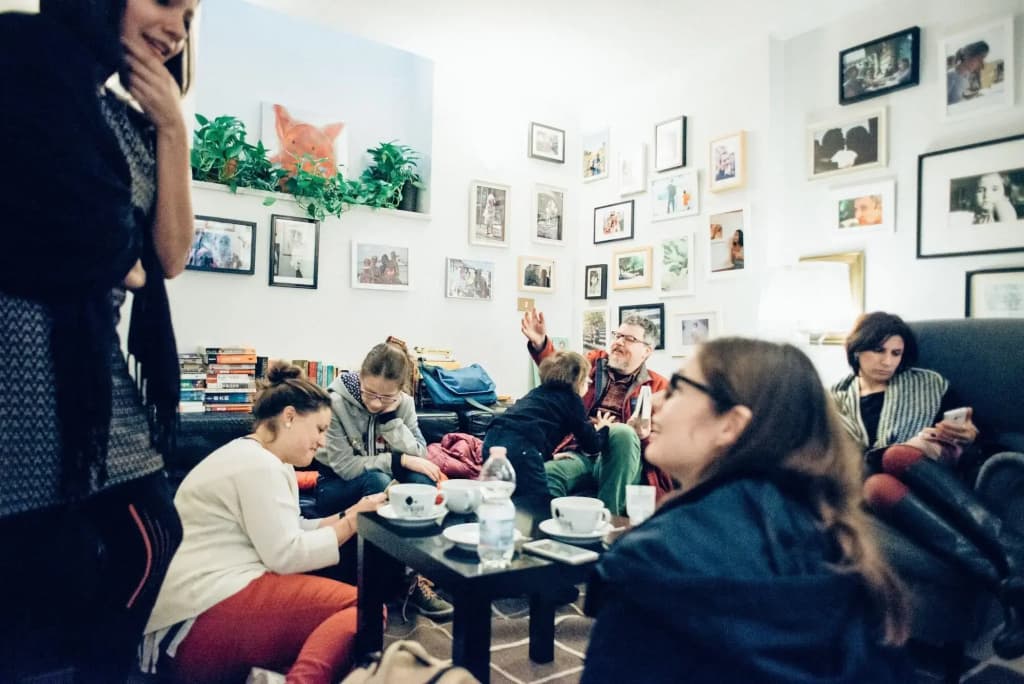 The Beehive Hostel - photo 25