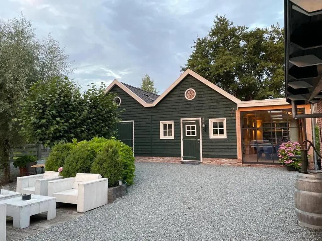 Flora’s B&B - photo 14