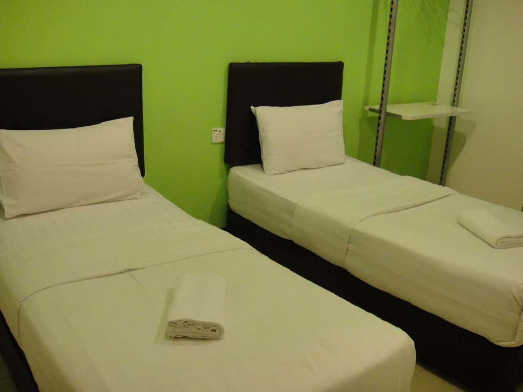 LSN Hotel Taman Connaught - photo 4