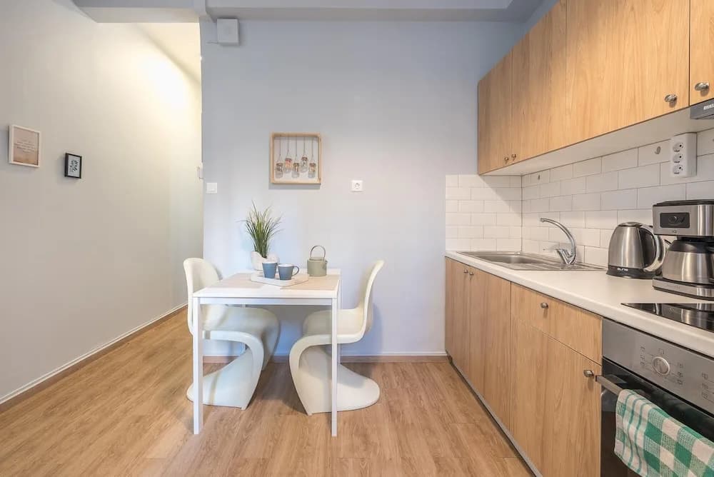 Urban City Apartment by Cloudkeys - photo 14