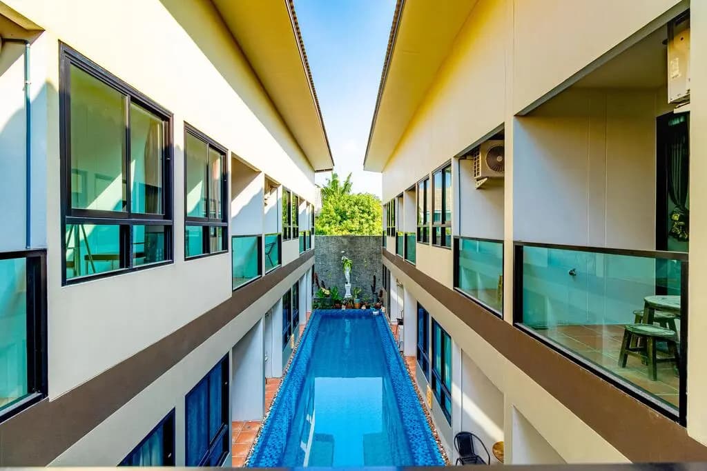 The Pool Resort - photo 10