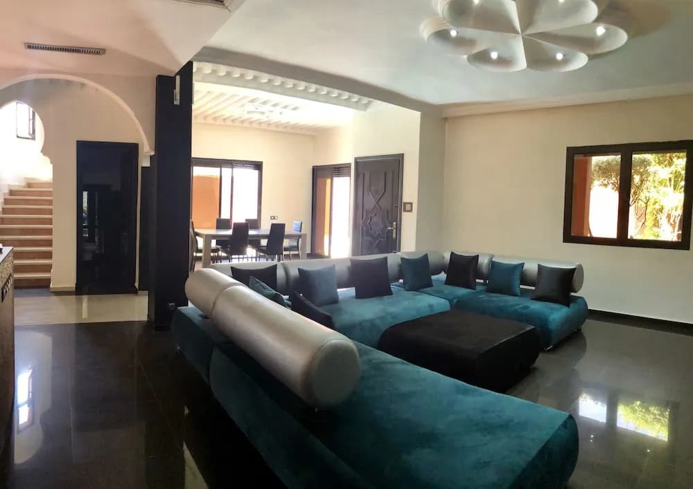Villa Familiale avec Piscine Privée - photo 2