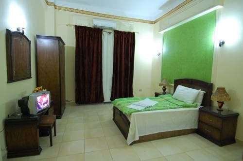 Pharaohs Palace Hostel - main photo