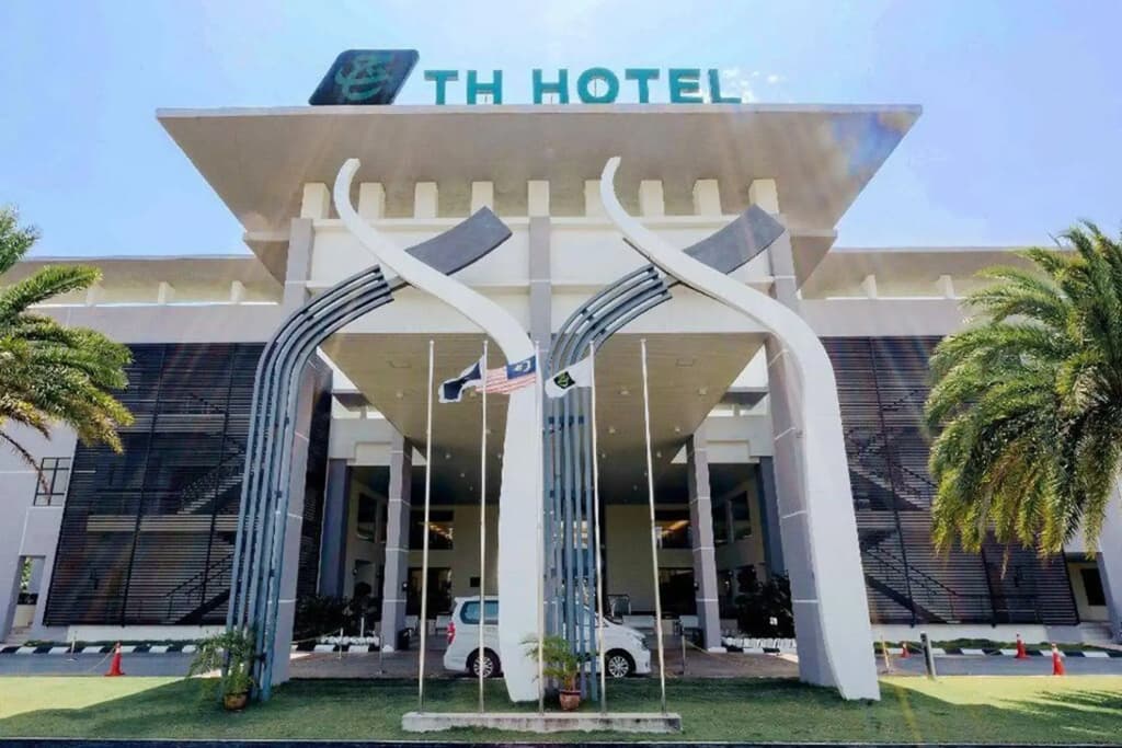 Raia Hotel & Convention Centre Terengganu - photo 1