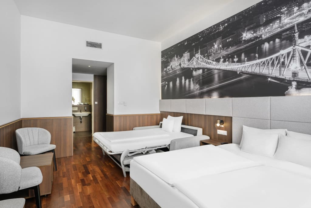 12 Revay Hotel - photo 3