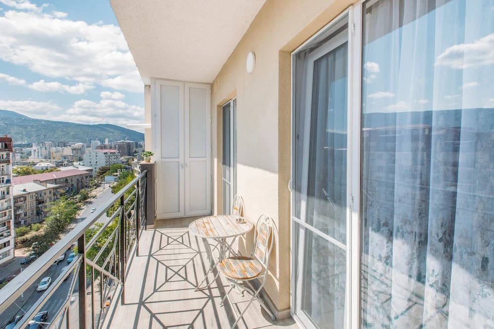 33 Spring Apartment - photo 6