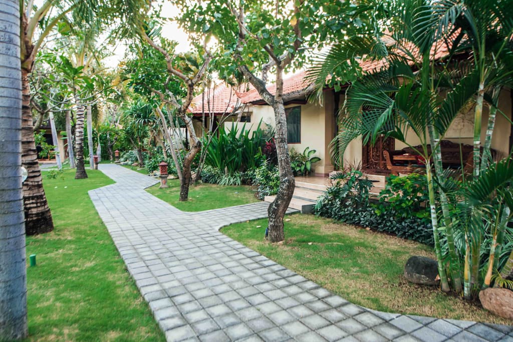 Kuta Puri Bungalows, Villas and Resort - photo 20