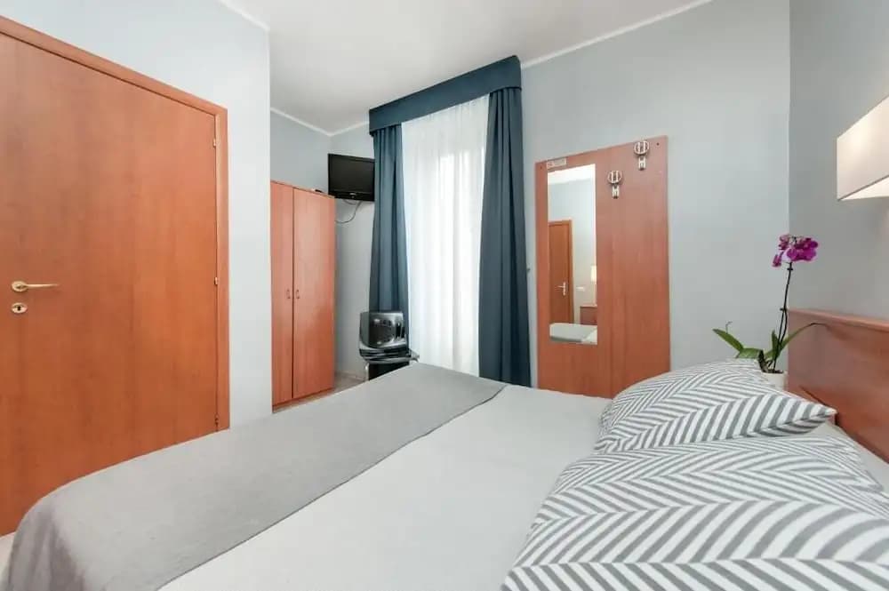 Hotel Reyes - photo 3