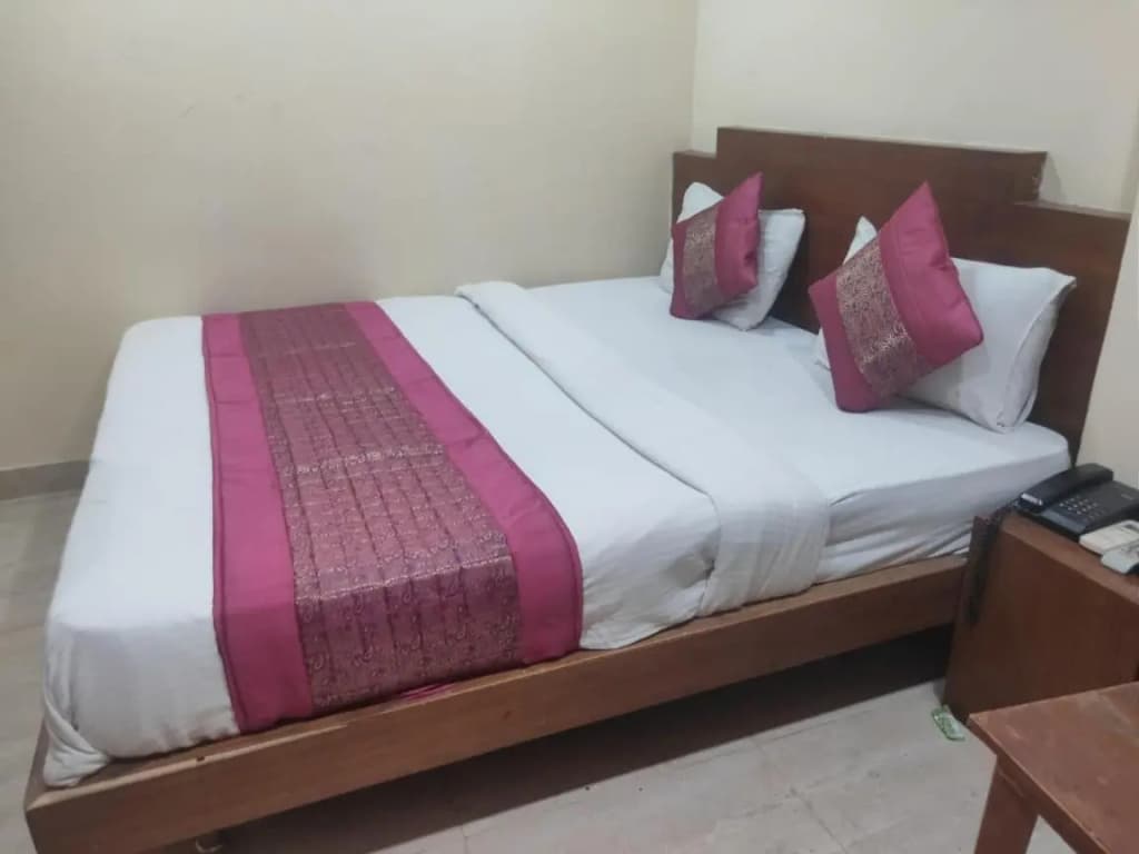 Hotel Royal Residency Dx - photo 3