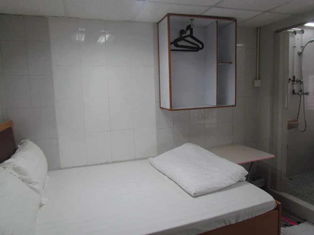 London Guest House - photo 6