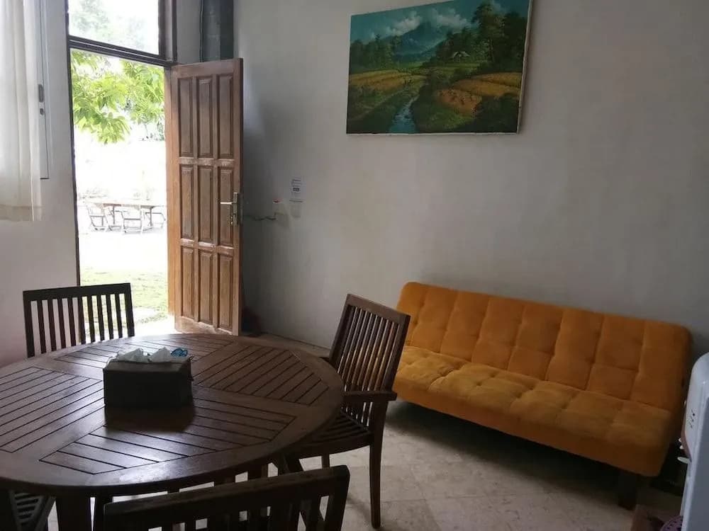 Freedom Hostel - photo 1