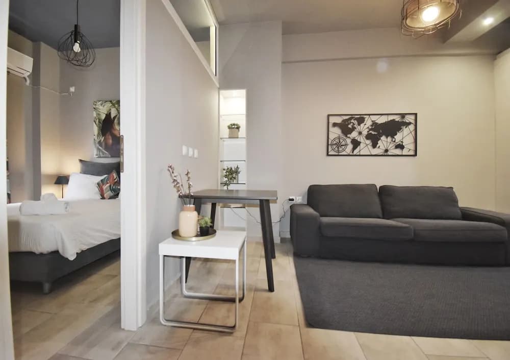 Petite Apartment - photo 5