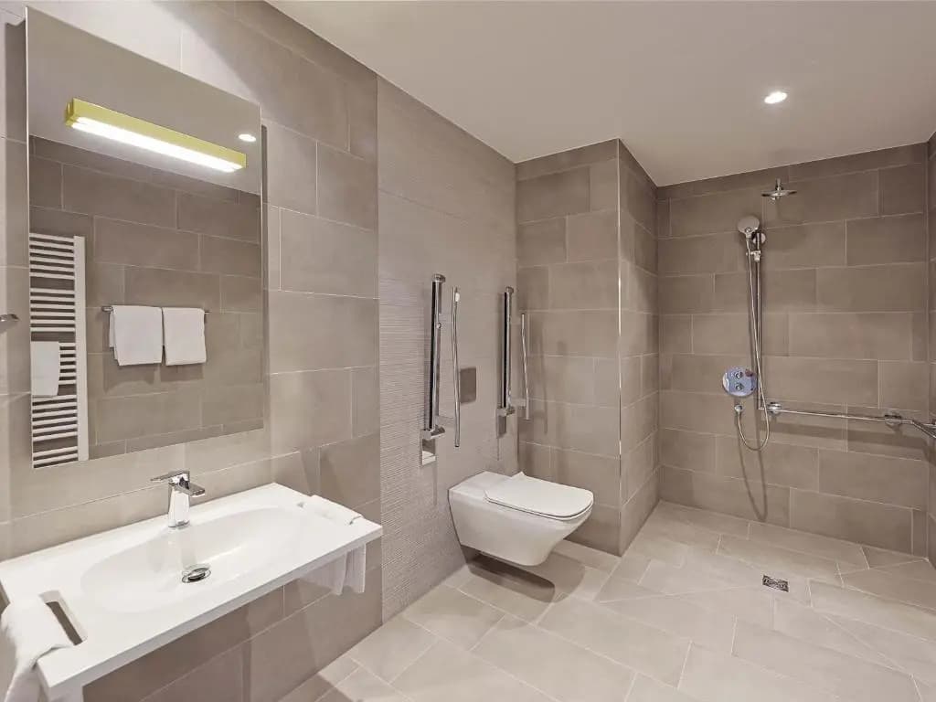 B&B Hotel Berlin Airport-Nord - photo 21