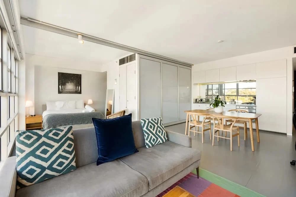 Sun Drenched Apartment in Darlinghurst - photo 4