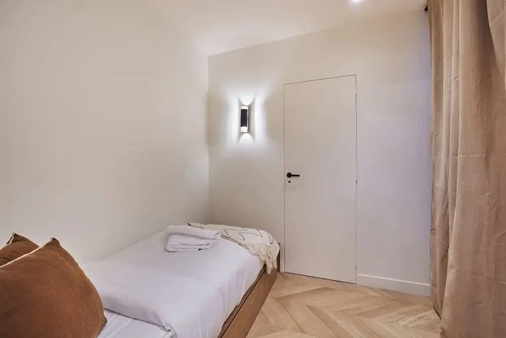 Amazing AC Apartment Center of Paris Le Marais - photo 8