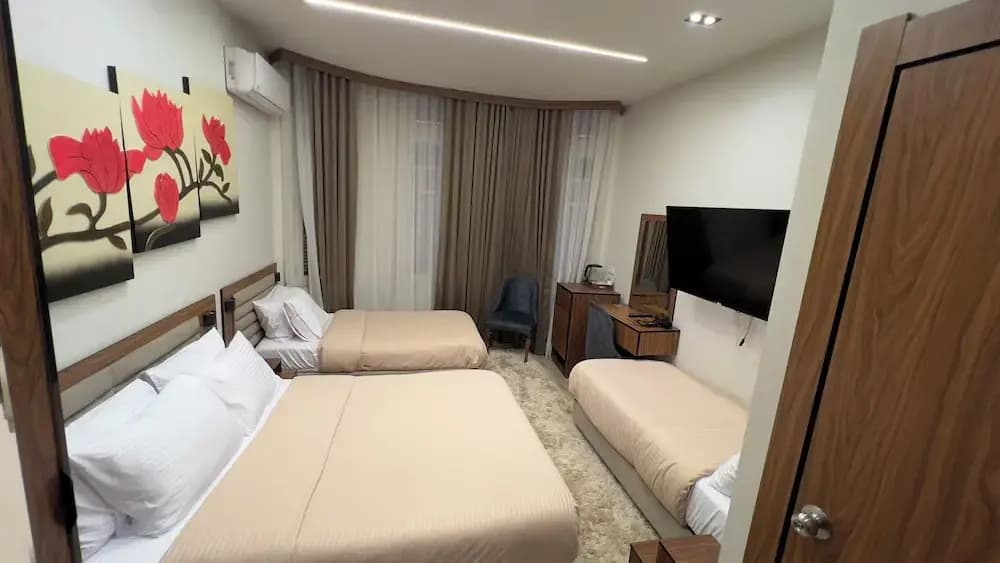Italia house hotel - photo 2