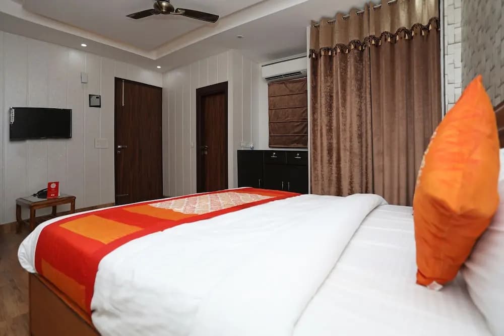 OYO 11583 Hotel Prime View - photo 5