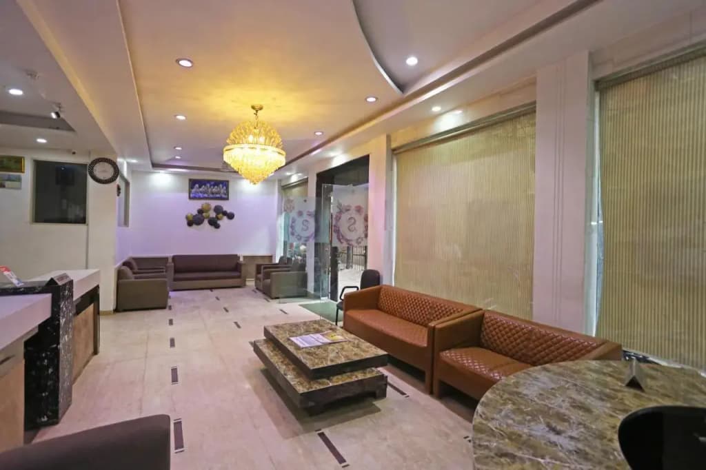 Hotel Sterling In Inn - photo 27