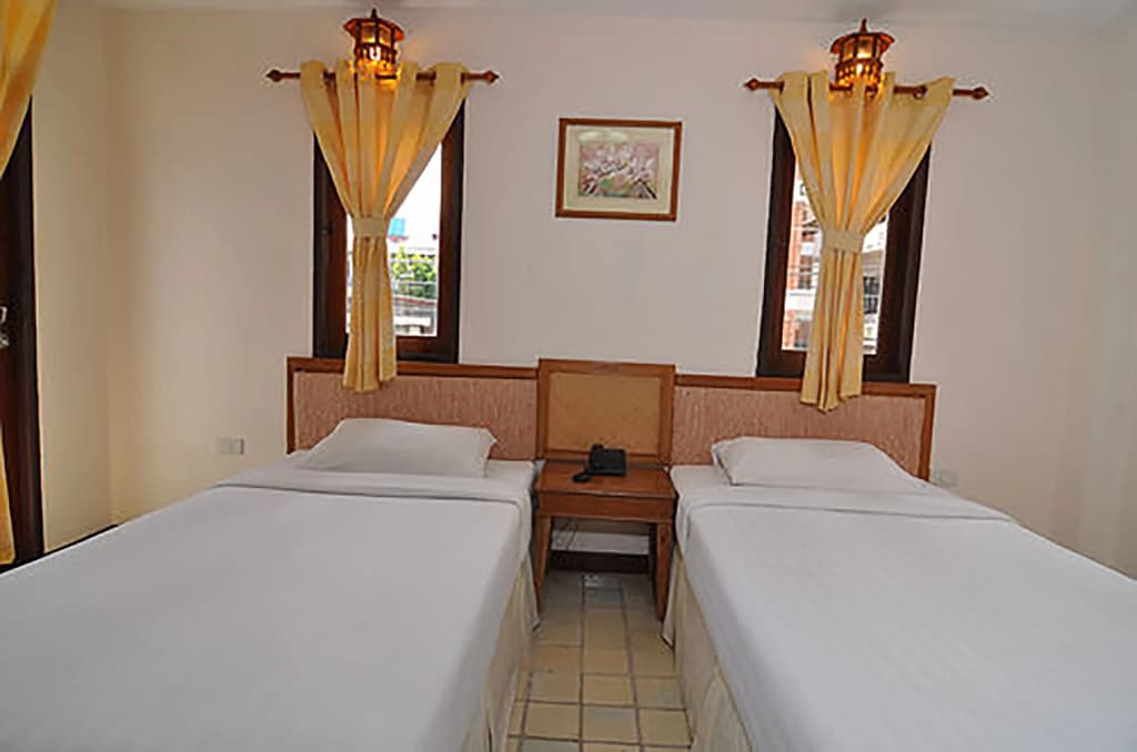 Sri-Pat Guesthouse - photo 4